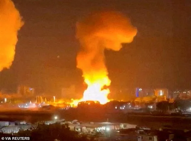 Explosions Erupt in Caracas as U.S. Military Launches Bold Operation to Capture Maduro, Marking a Pivotal Moment in Venezuela's History