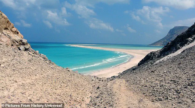 Hundreds of Tourists Stranded on Socotra as Yemen Clashes Disrupt Flights