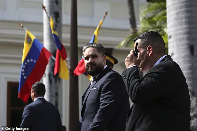 U.S. Special Forces Capture Maduro and His Wife, Igniting Political and Diplomatic Crisis in Venezuela