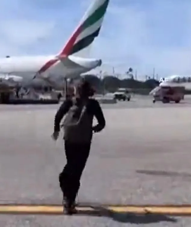 Engine Fire Forces Emergency Evacuation, Passengers Refuse to Leave Luggage on United Airlines Flight