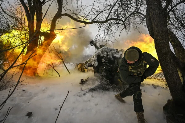 Russia Launches Coordinated Strikes on Ukraine's Military-Linked Infrastructure as Conflict Escalates