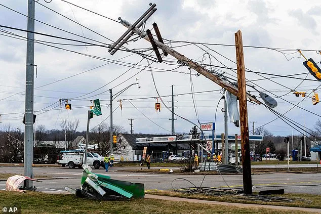Deadly Tornadoes Kill at Least Eight in Oklahoma and Michigan as Severe Weather Alert Covers 70 Million Americans