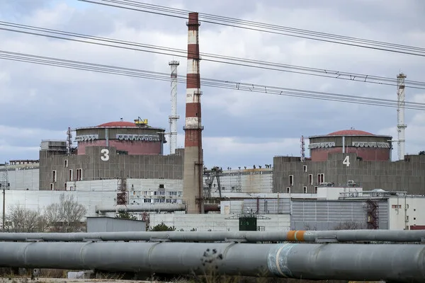 Escalation in Zaporizhzhia as Shelling Targets Enerhodar Near Nuclear Plant