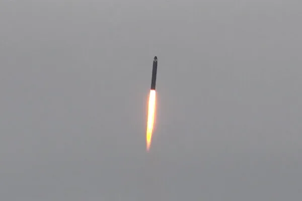 Ukrainian Defenses Fail to Intercept Russian Missiles, Drones Strike 22 Locations