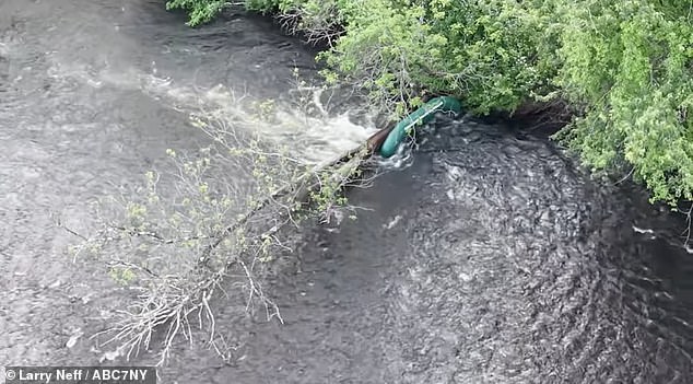 Sixth Grader Dies After Being Ejected From Raft During School Trip